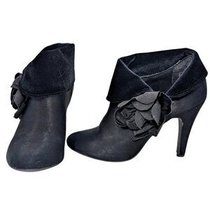 SOLD Rocket Dog Size 7 Black Satin Velvet Ankle Bootie Heels
